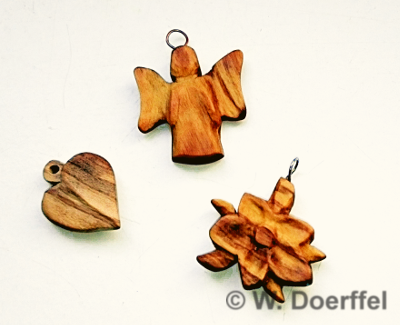Holzschmuck